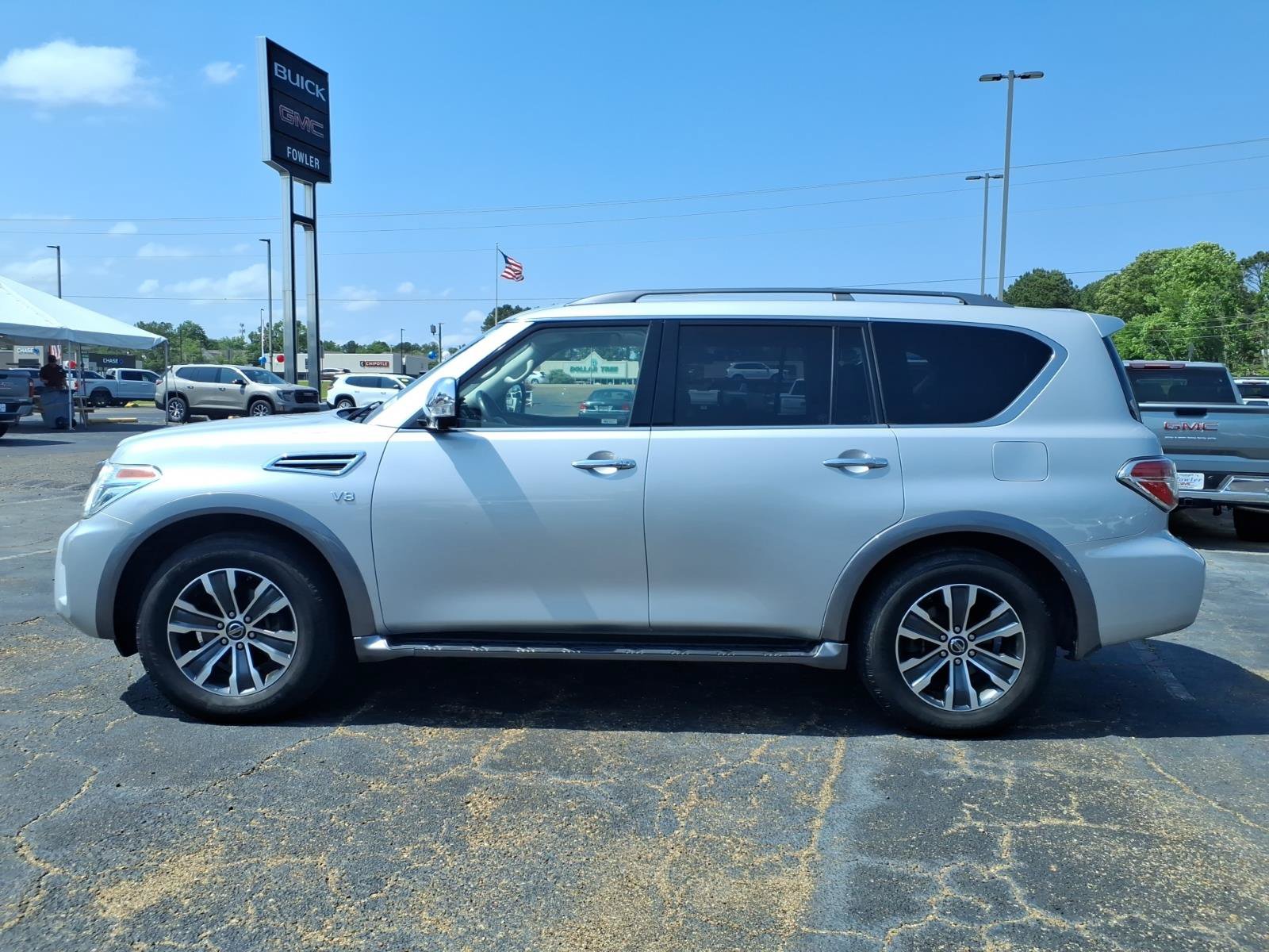 Used 2018 Nissan Armada SL w/ Moonroof Package RWD image 1