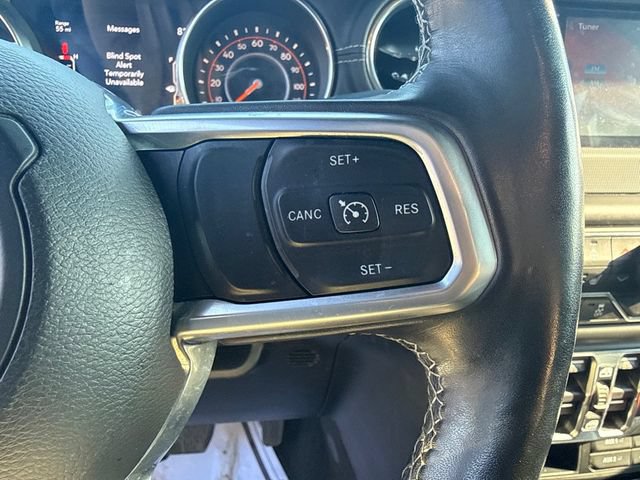 Used 2019 Jeep Wrangler Unlimited Sahara AWD/4WD image 23