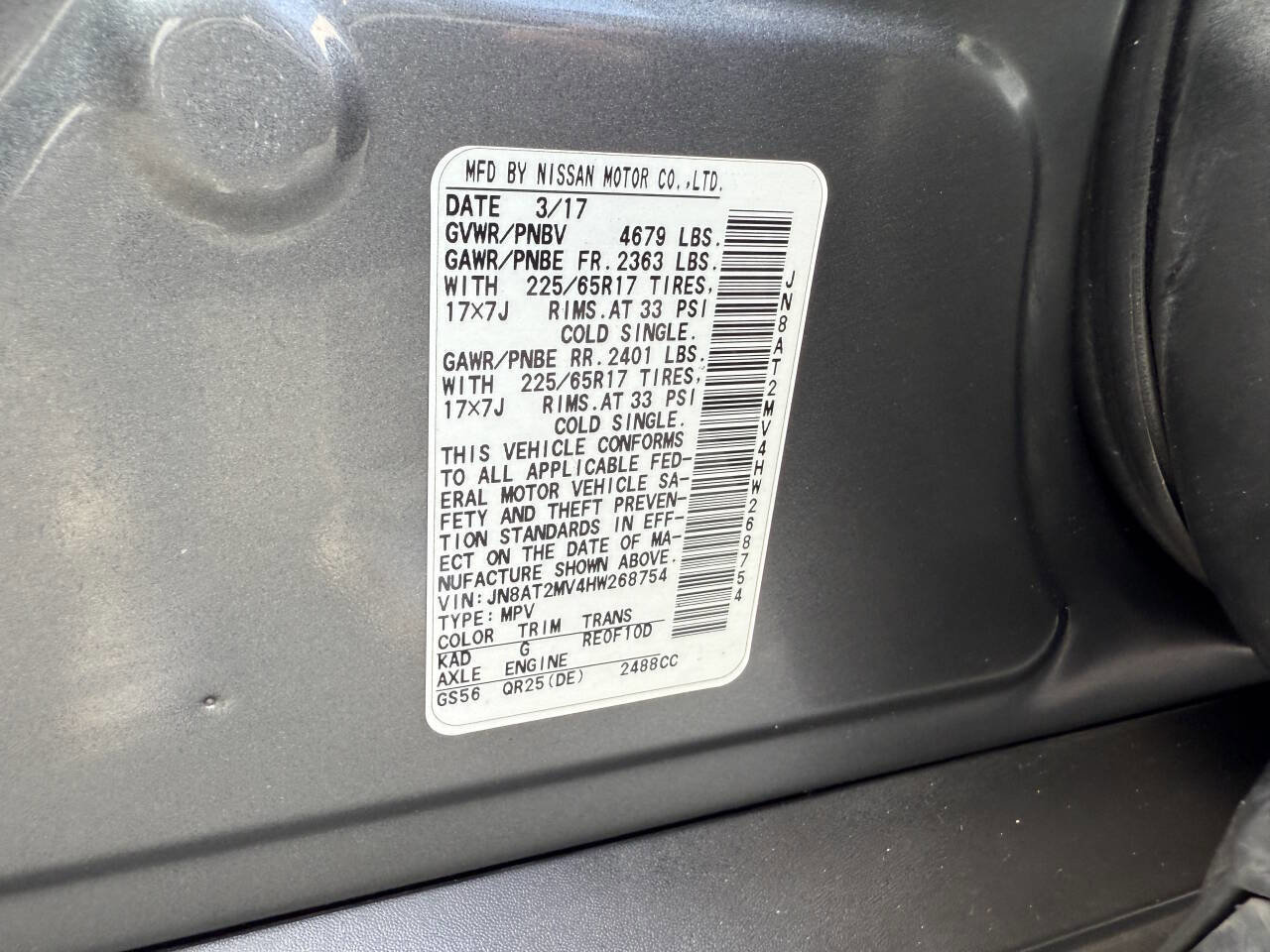 Used 2017 Nissan Rogue SV w/ SV Premium Package image 29