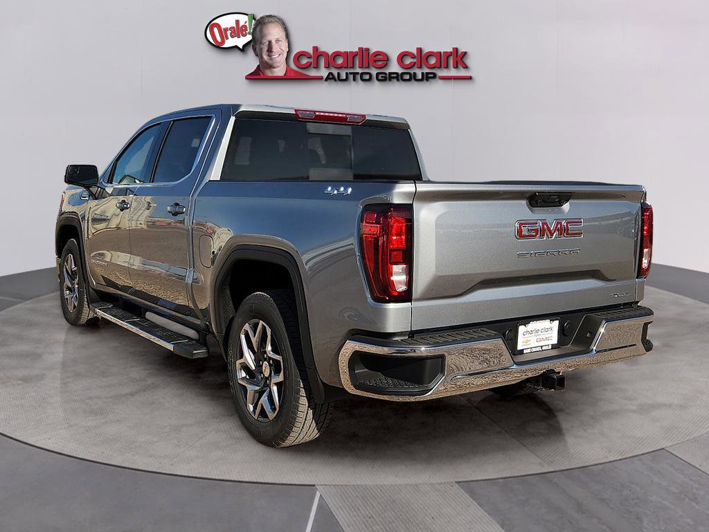 New 2026 GMC Sierra 1500 SLE w/ Preferred Package image 3