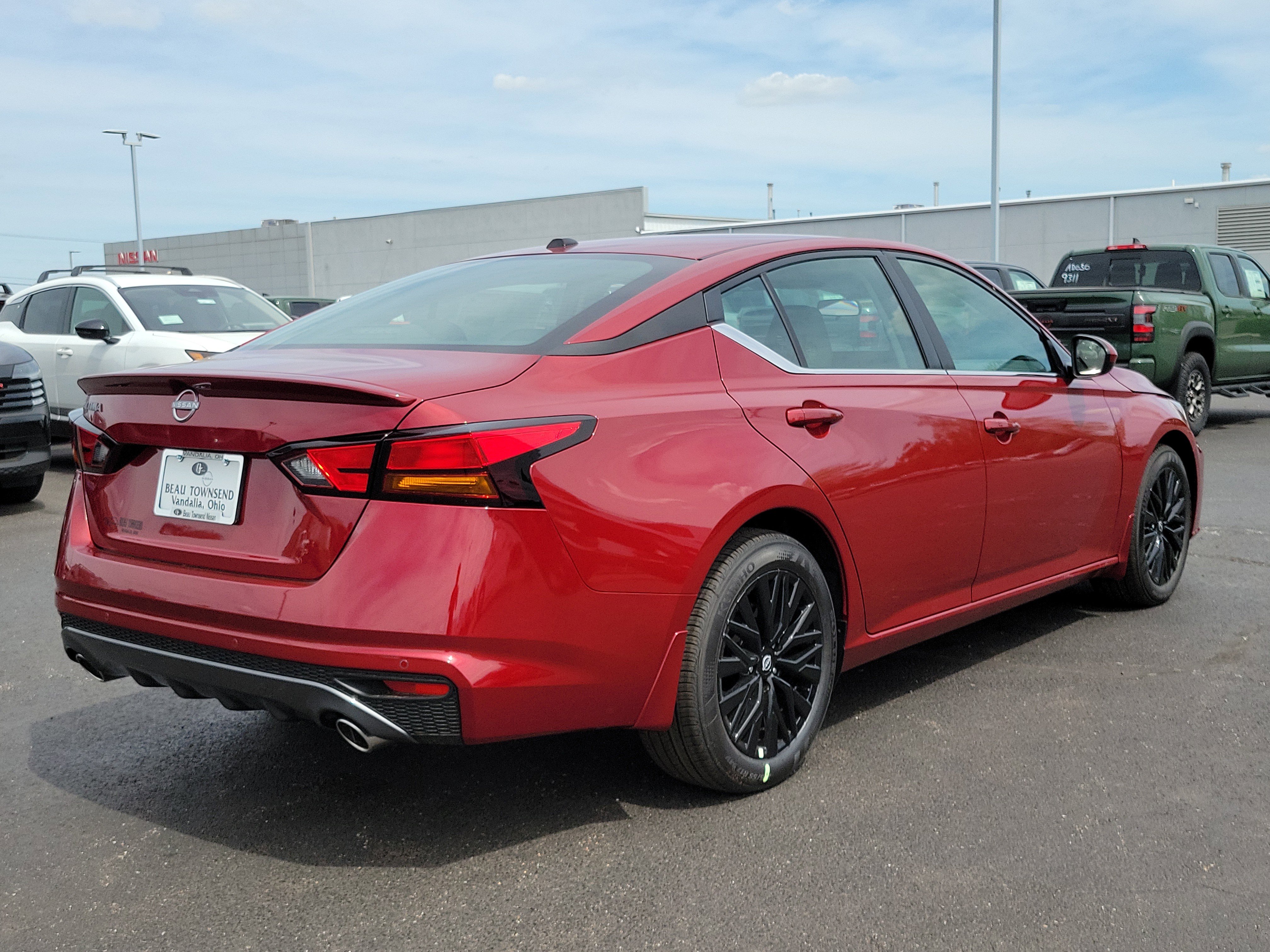 New 2026 Nissan Altima 2.5 SV w/ SV Special Edition Package image 4