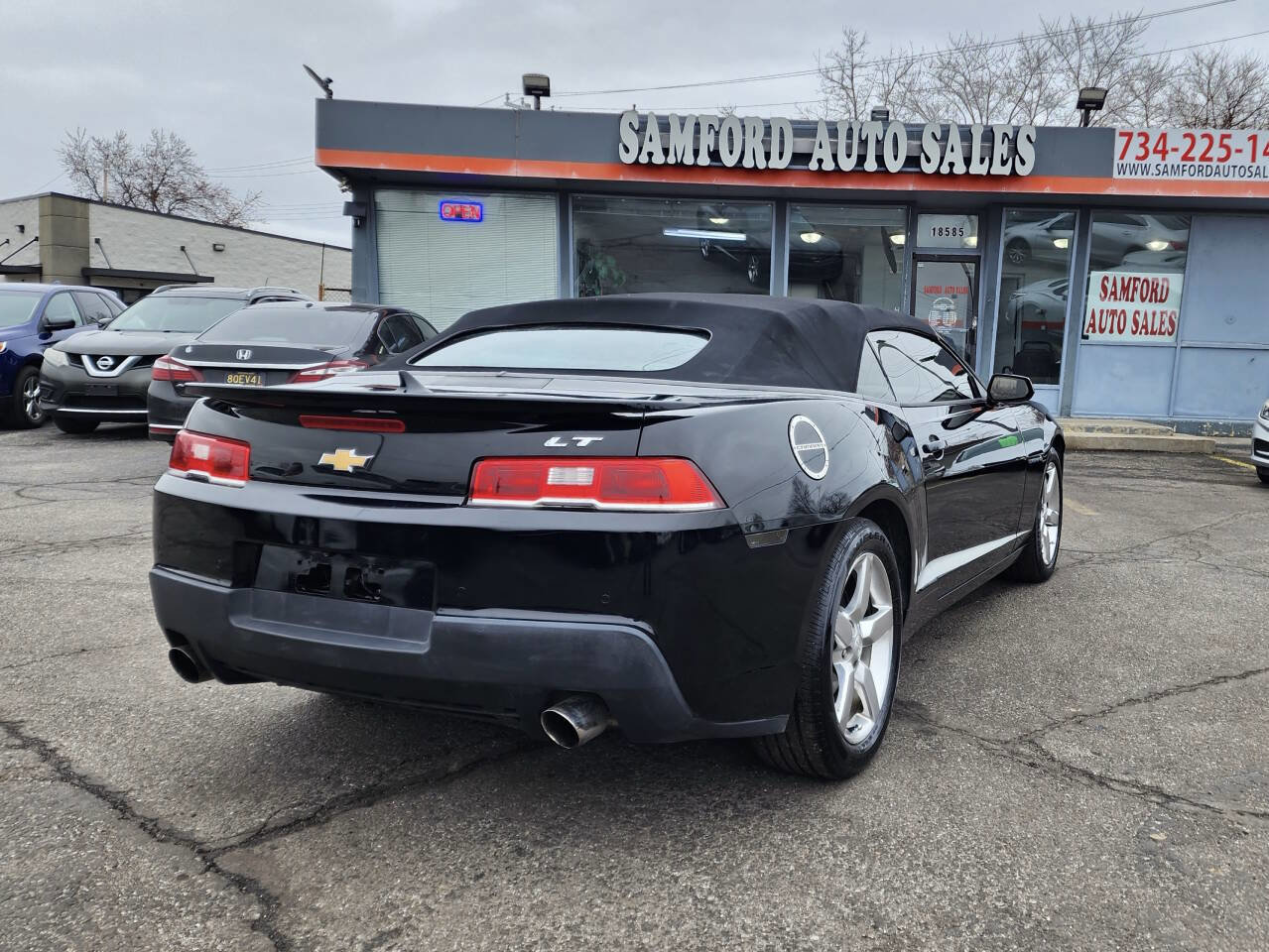 Used 2015 Chevrolet Camaro LT image 16