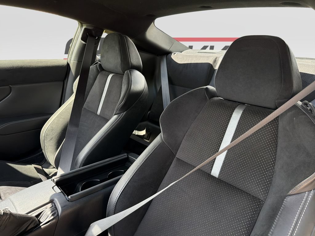 Used 2025 Toyota GR86 Premium w/ ALL Weather Mat Package (TMS) RWD image 7