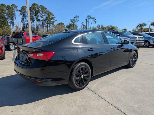 Used 2025 Chevrolet Malibu LT FWD image 4