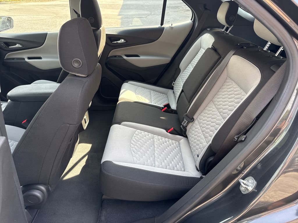 Used 2020 Chevrolet Equinox LS image 9