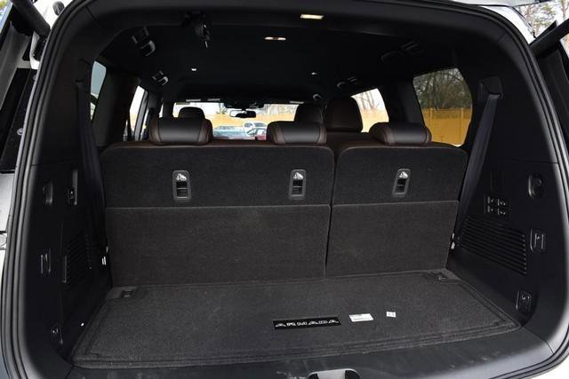 New 2026 Nissan Armada SL w/ Captain's Chari Seat Package image 31