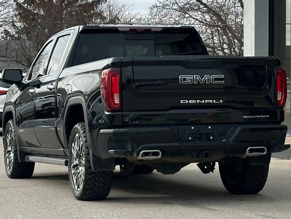 Used 2025 GMC Sierra 1500 Denali Ultimate image 8