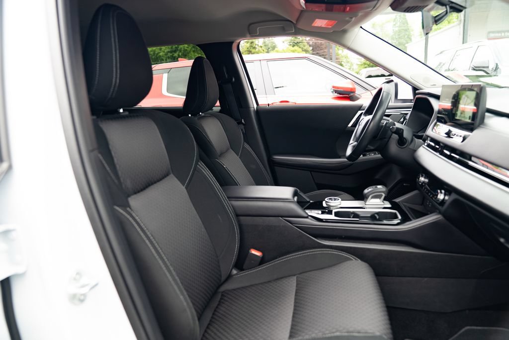 Used 2025 Mitsubishi Outlander ES AWD/4WD image 23