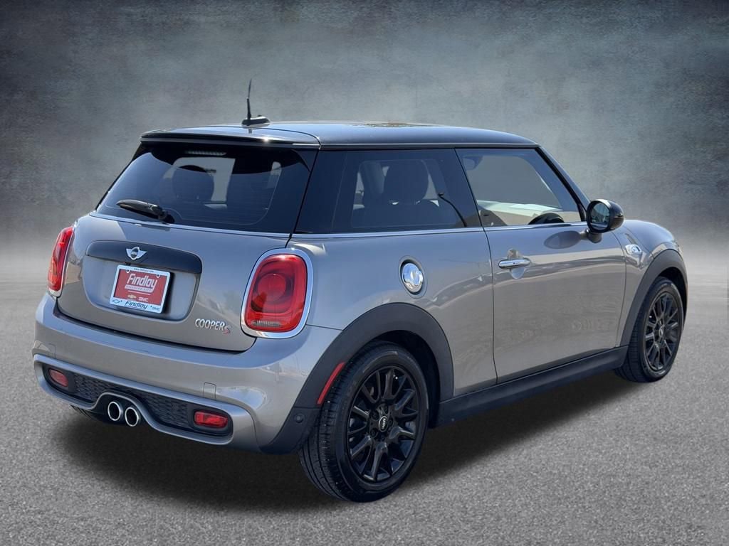 Used 2018 MINI Cooper S FWD image 3