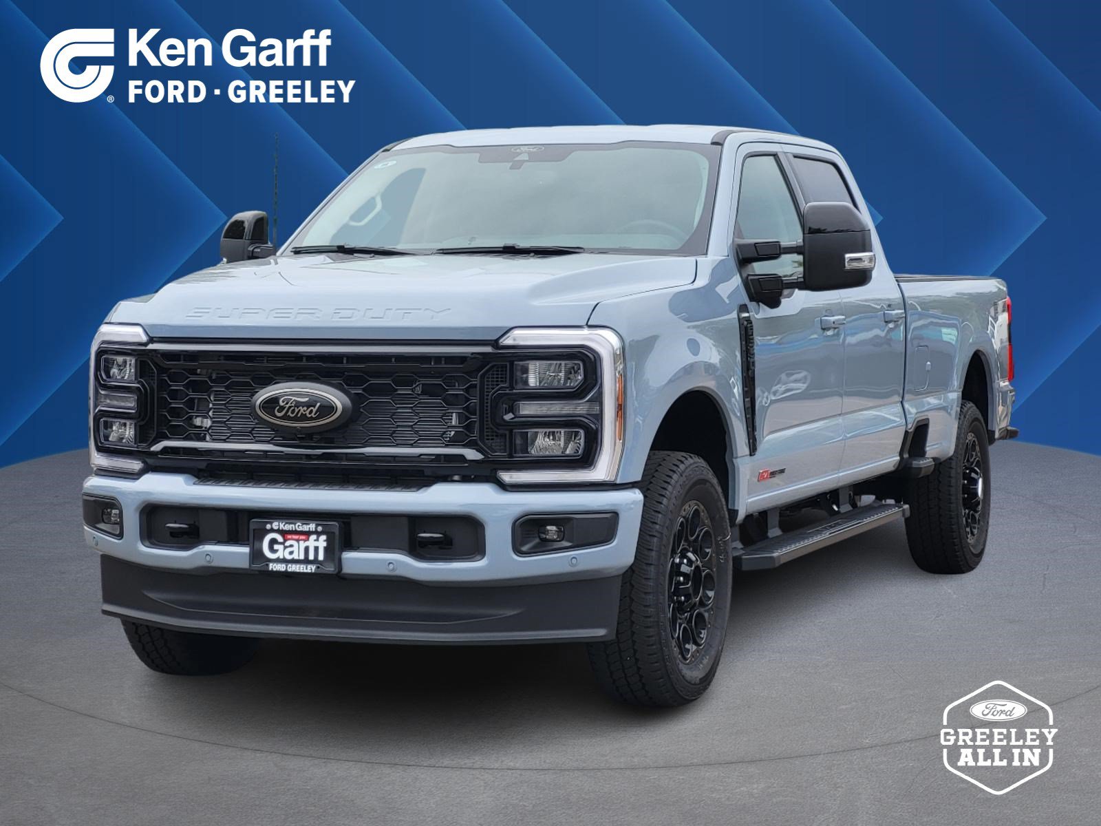 New 2026 Ford F350 Lariat w/ Black Appearance Package
