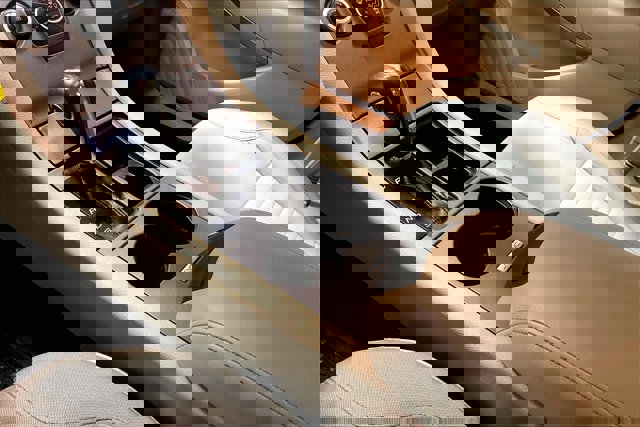 Used 2018 Ford Taurus SE FWD image 17