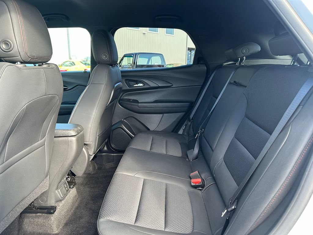 Used 2023 Chevrolet TrailBlazer RS w/ Convenience Package FWD image 20