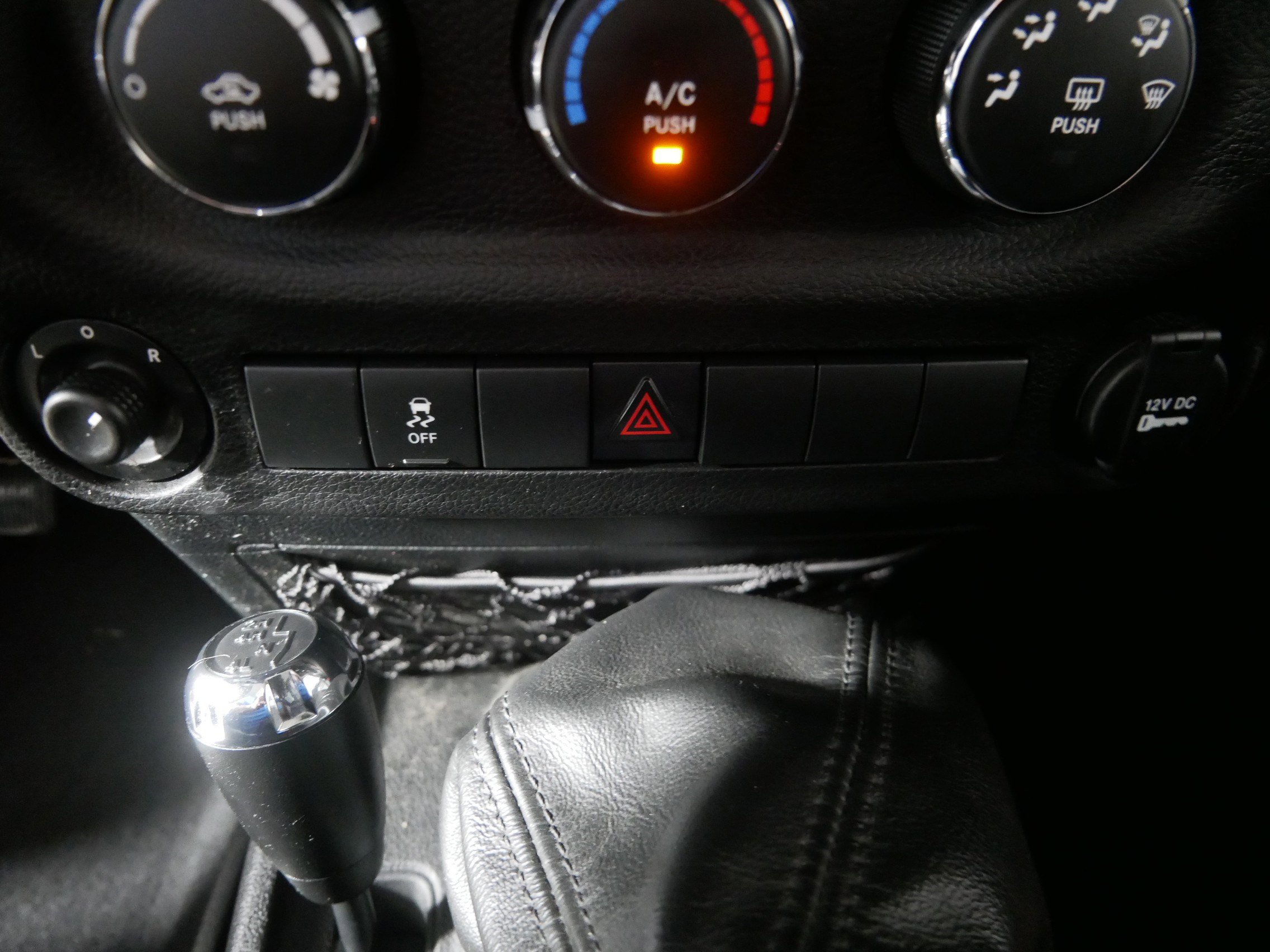 Used 2014 Jeep Wrangler Unlimited Sport w/ Quick Order Package 23S image 31