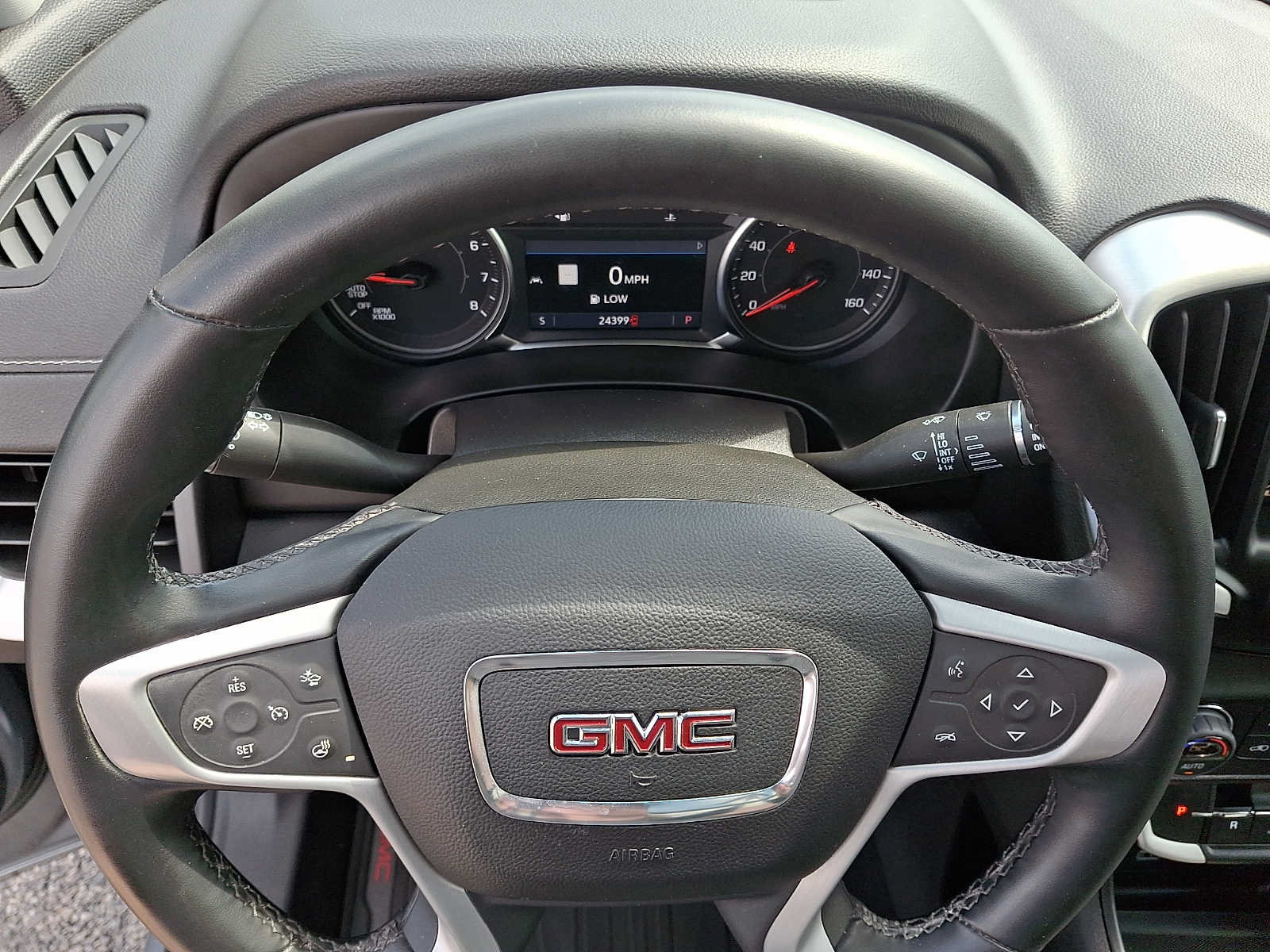 Used 2023 GMC Terrain SLT w/ Infotainment Package II AWD/4WD image 20