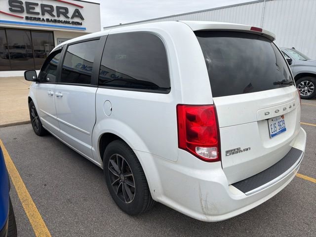 Used 2017 Dodge Grand Caravan GT FWD image 2