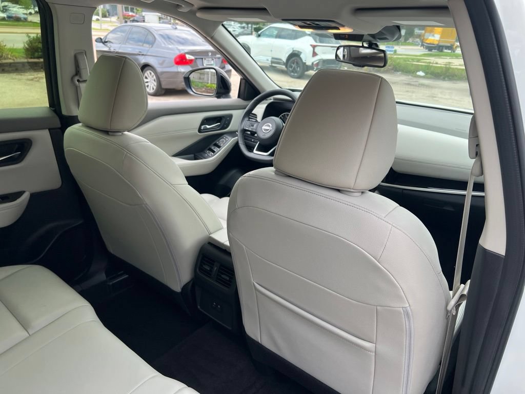 Certified 2023 Nissan Rogue SL AWD/4WD image 17