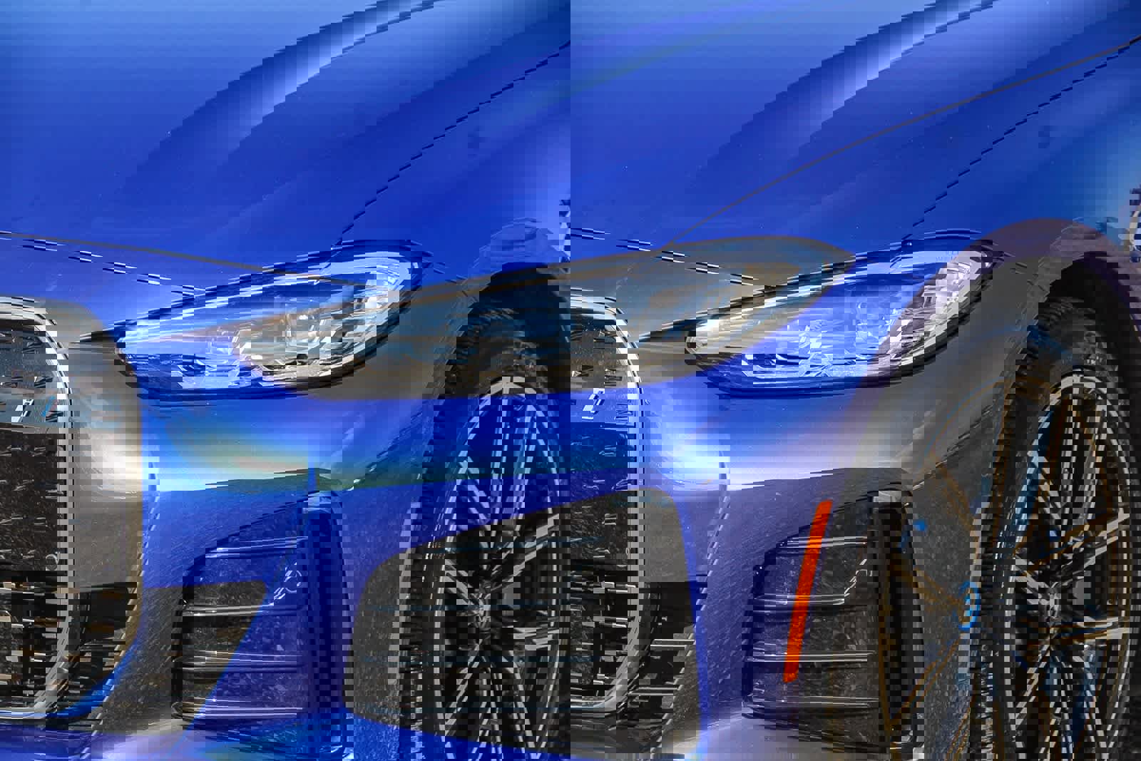 Used 2022 BMW i4 eDrive40 w/ M Sport Package image 8