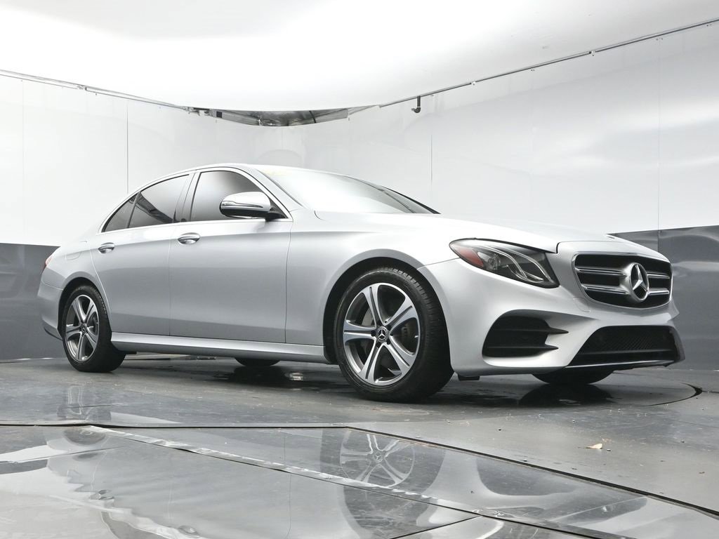 Used 2020 Mercedes-Benz E 350 Sedan w/ Premium Package image 31