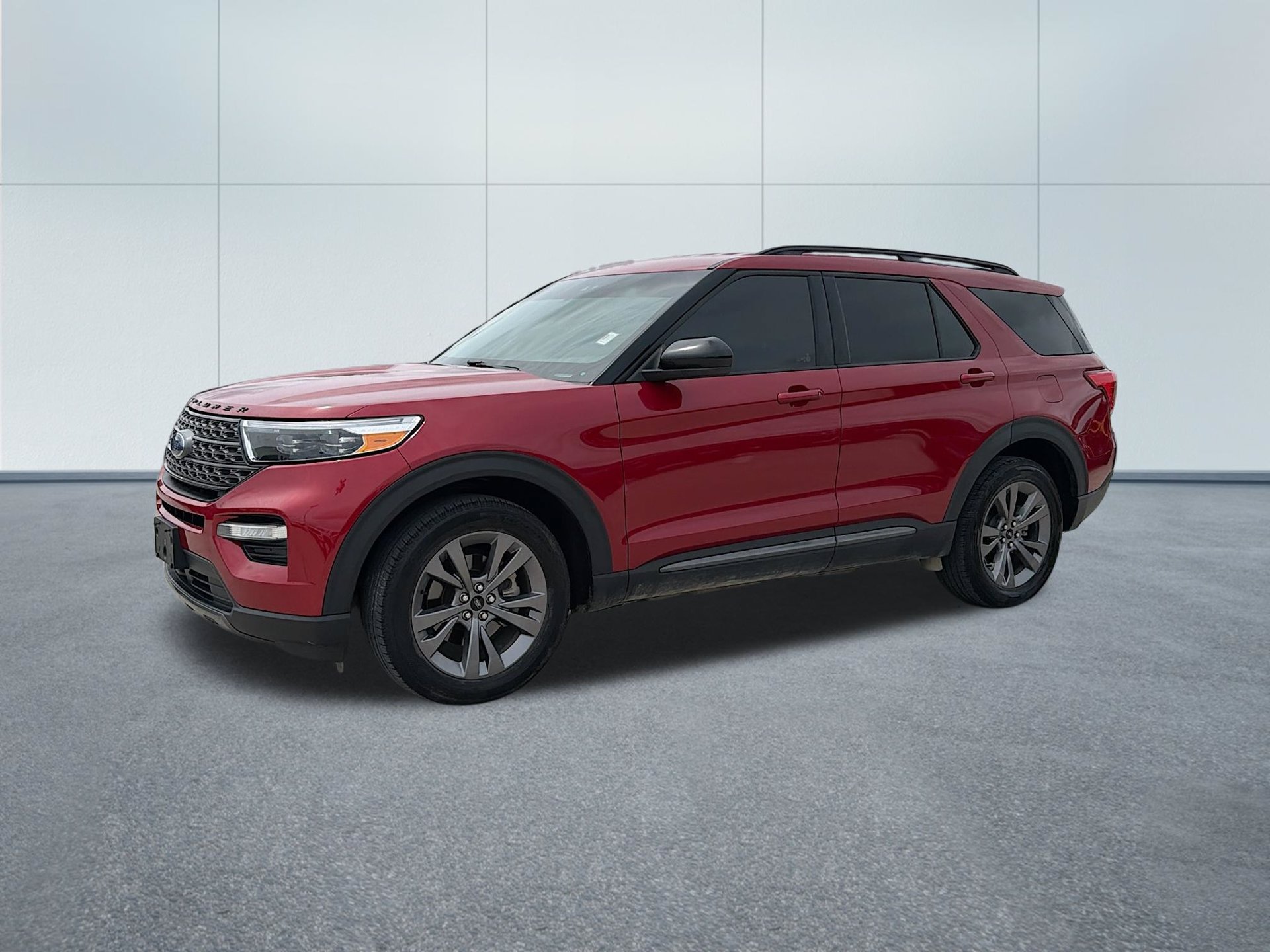 Certified 2022 Ford Explorer XLT w/ Equipment Group 202A