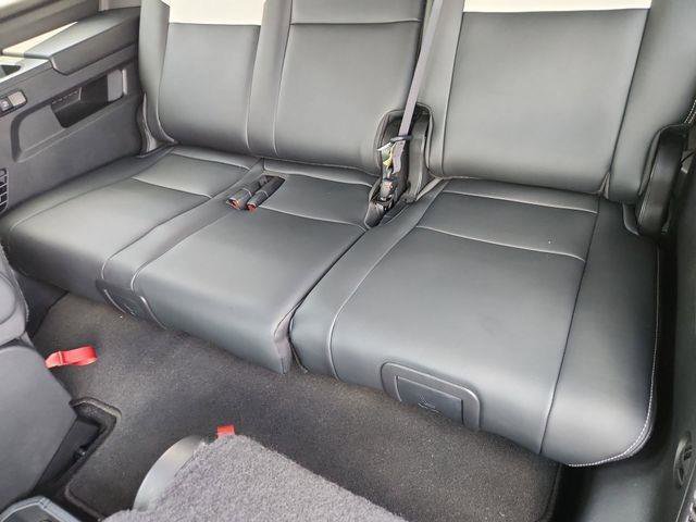 Used 2024 Toyota Sequoia Capstone AWD/4WD image 34