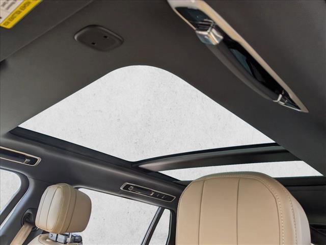 New 2026 Land Rover Range Rover Long Wheelbase SE image 17