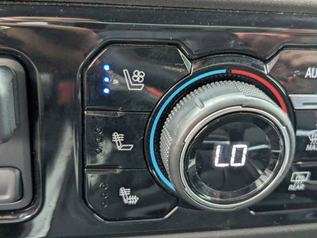 Used 2022 Chevrolet Silverado 1500 High Country w/ Technology Package image 29