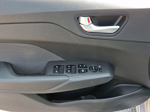 Used 2018 Hyundai Accent Limited FWD image 13