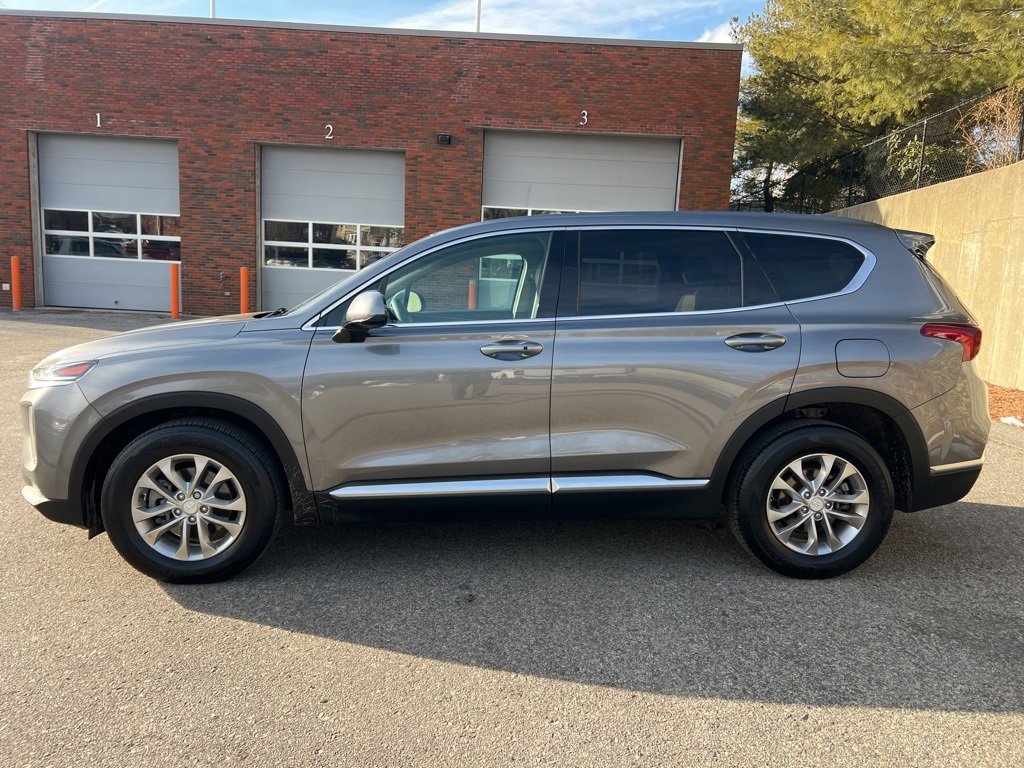Used 2020 Hyundai Santa Fe SEL w/ Cargo Package image 2