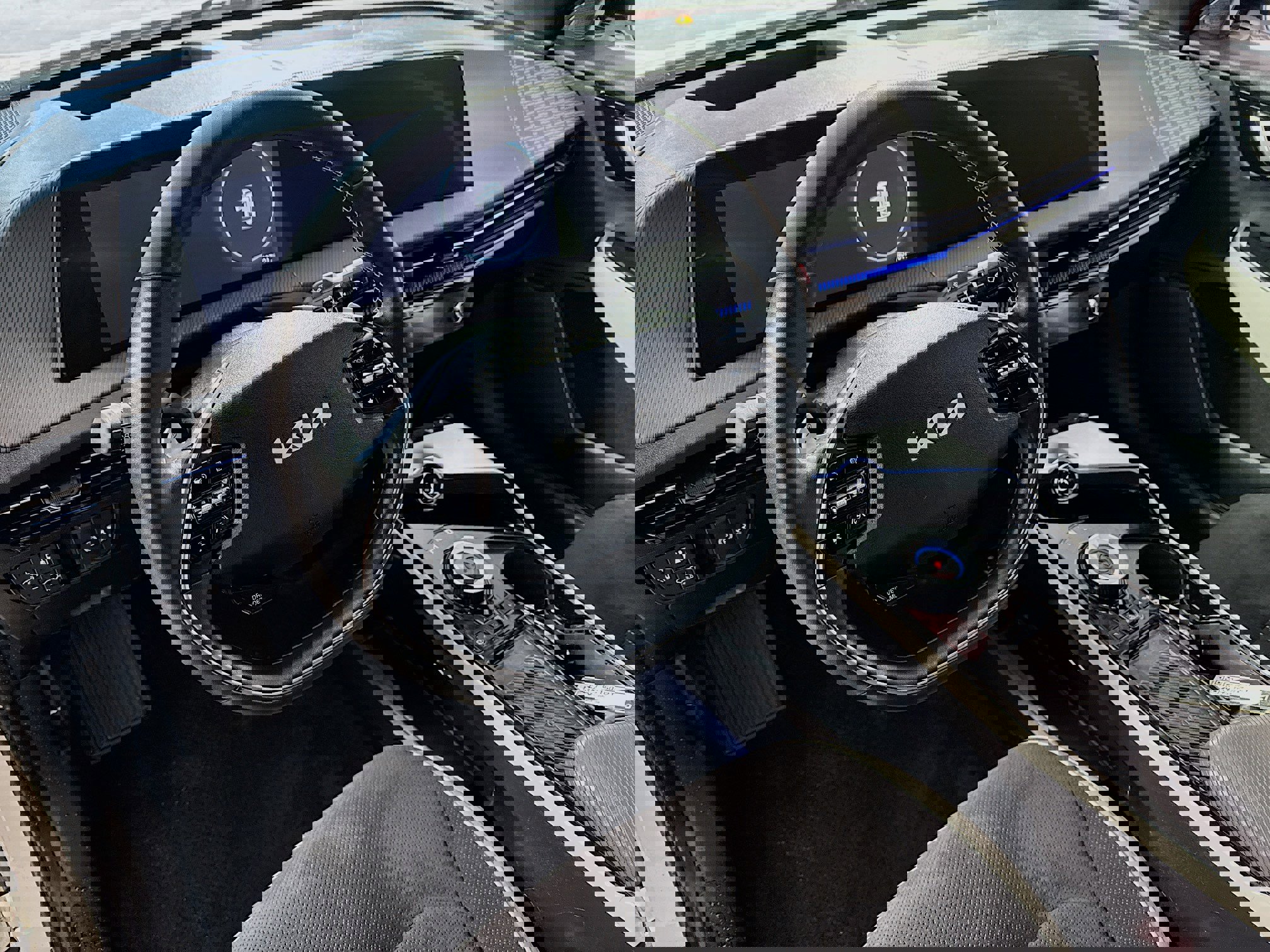 Used 2022 Kia EV6 GT-Line w/ GT-Line Suede Seat Package image 14