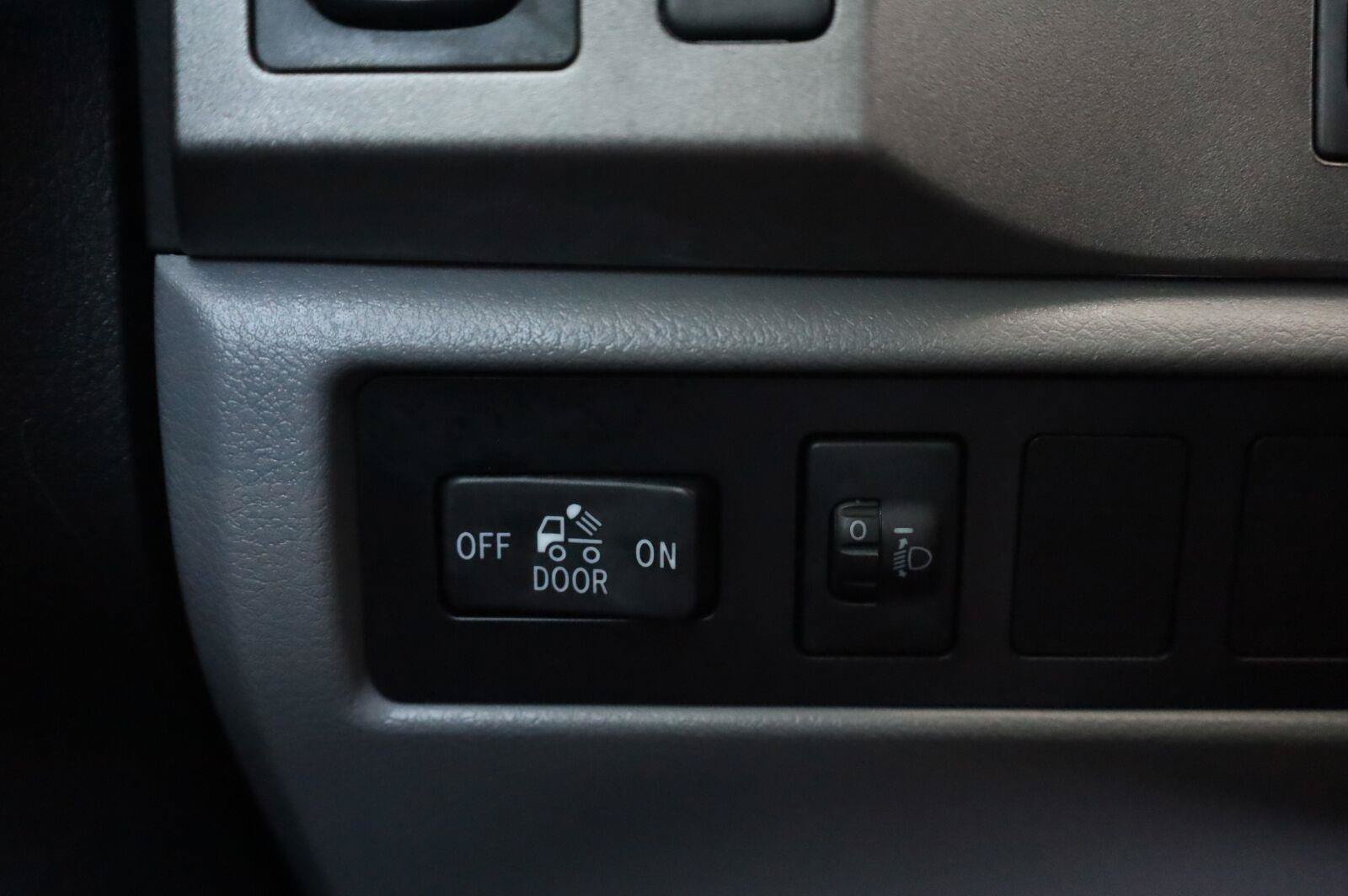 Used 2012 Toyota Tundra 2WD Double Cab image 32