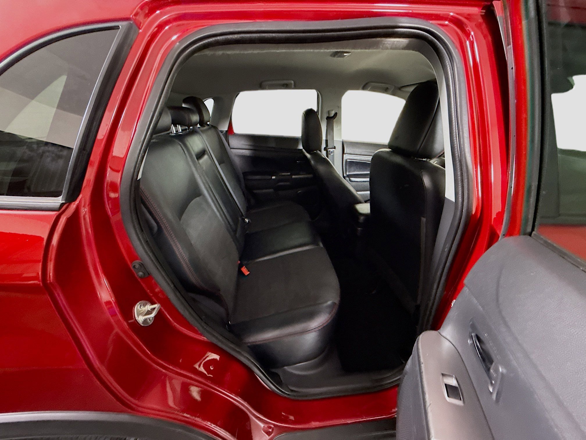 Used 2022 Mitsubishi Outlander Sport SE FWD image 27