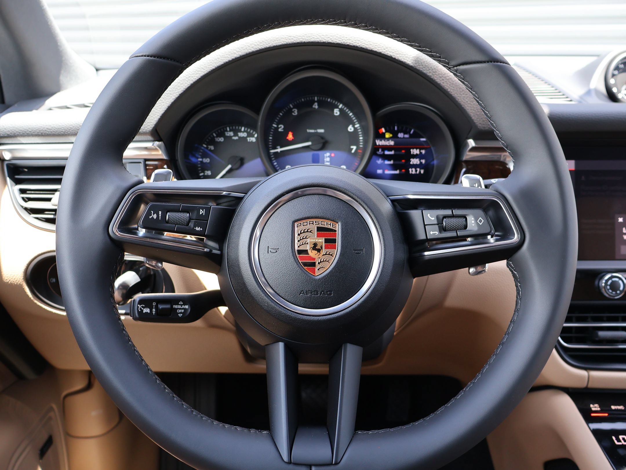 New 2026 Porsche Macan AWD/4WD image 15