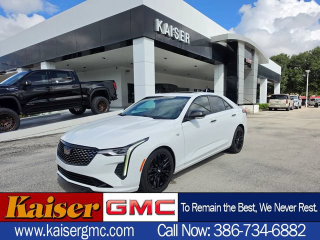 Used 2021 Cadillac CT4 Premium Luxury RWD image 1