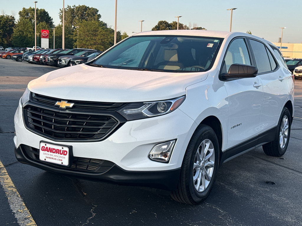 Certified 2020 Chevrolet Equinox LS w/ LS Convenience Package FWD image 2