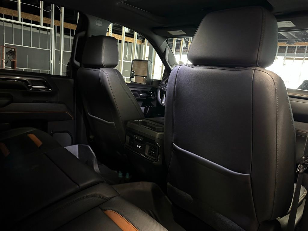 Used 2024 GMC Sierra 2500 AT4 w/ AT4 Premium Plus Package image 23