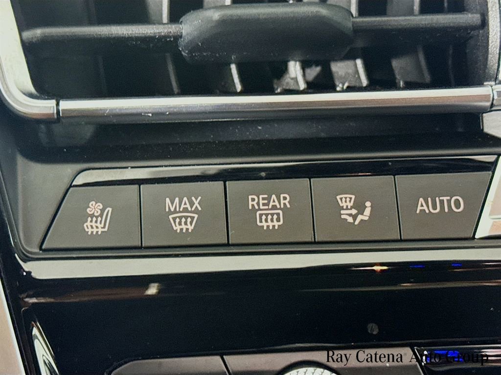 Used 2023 BMW M850i xDrive Convertible w/ M Sport Professional Package image 21