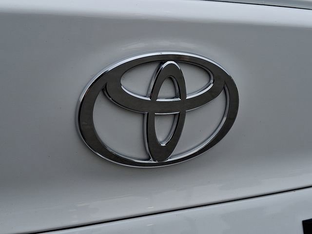 Used 2026 Toyota Camry SE FWD image 28