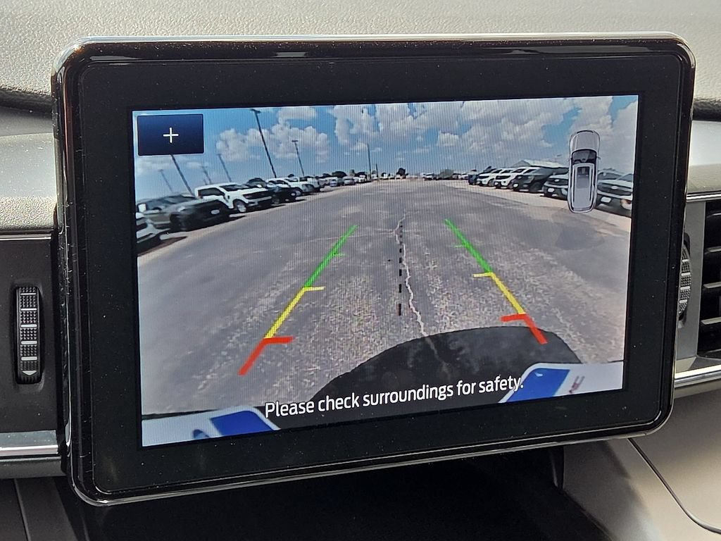 Used 2024 Ford Explorer XLT w/ Equipment Group 202A AWD/4WD image 24