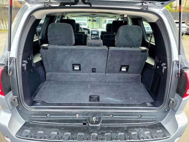 Used 2015 Toyota Sequoia SR5 image 37
