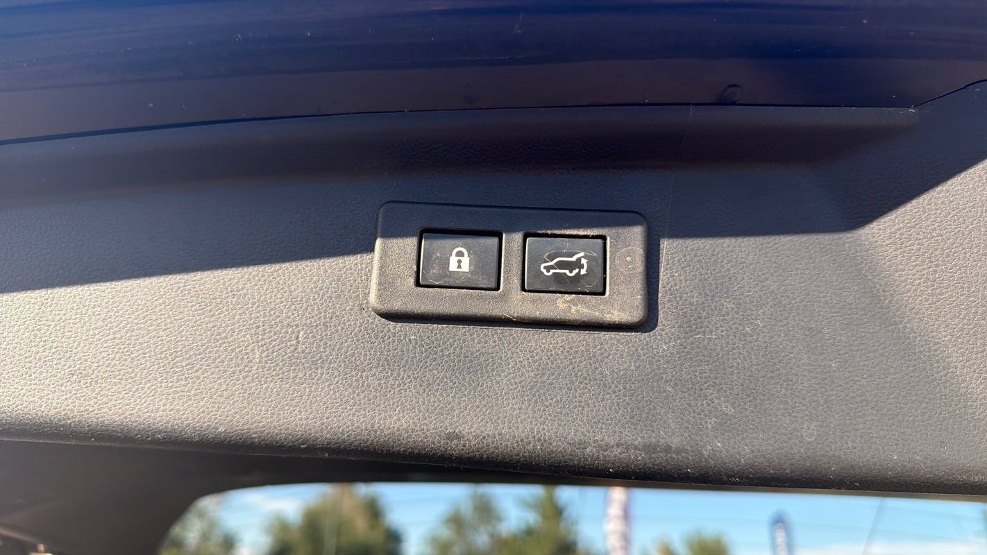 Used 2022 Subaru Outback Premium AWD/4WD image 25