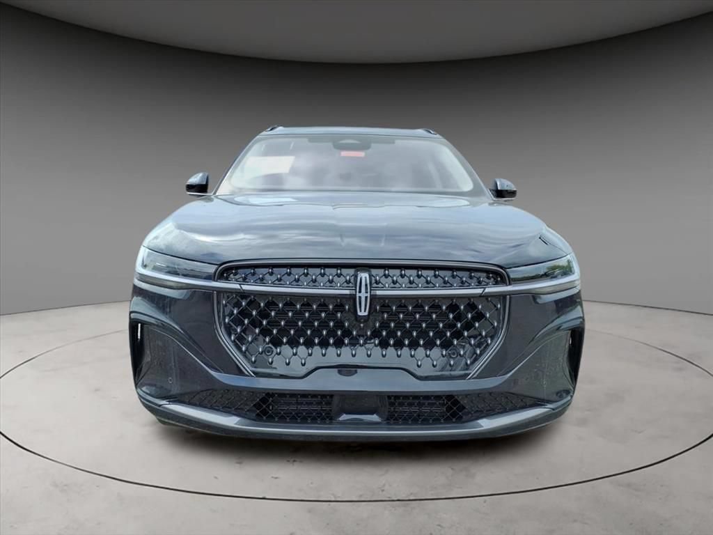 New 2025 Lincoln Nautilus Reserve w/ Jet Appearance Package AWD/4WD image 11