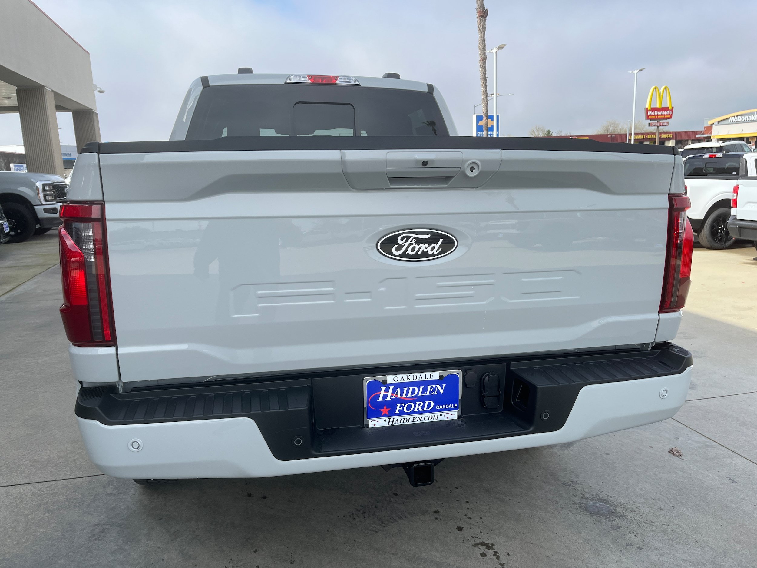 New 2026 Ford F150 XLT w/ Equipment Group 302A MID AWD/4WD image 4