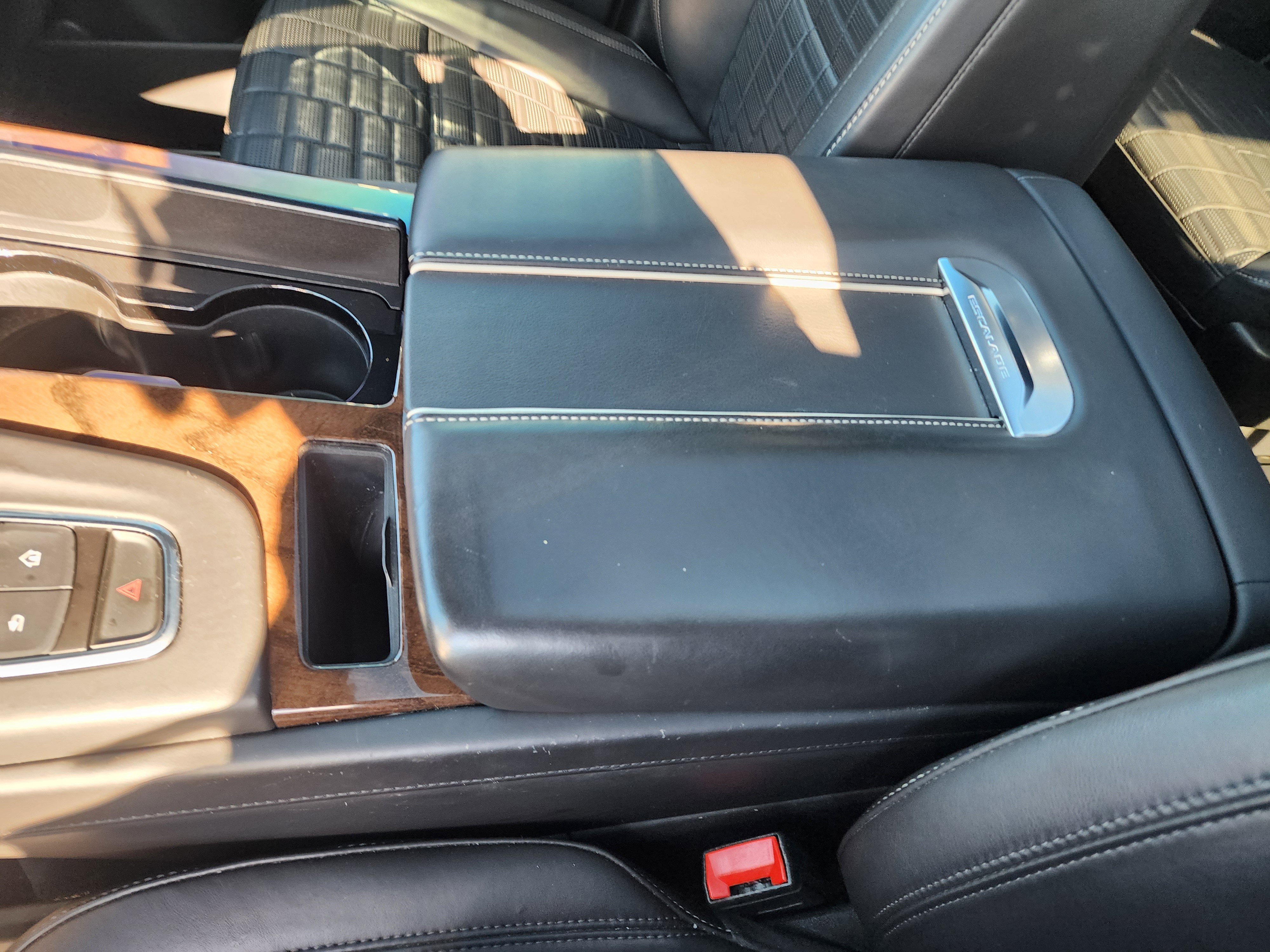 Used 2021 Cadillac Escalade Sport Platinum image 37