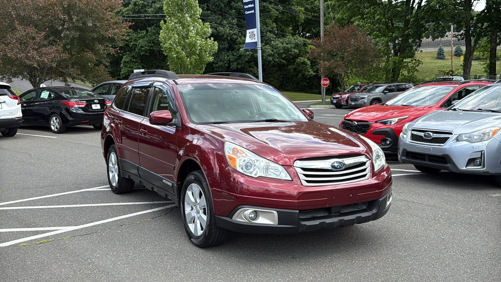 Used 2011 Subaru Outback 2.5i Premium w/ All-Weather Pkg AWD/4WD image 3