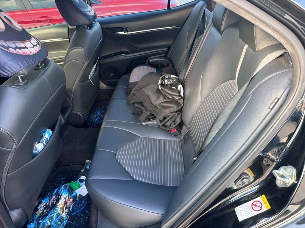 Used 2019 Toyota Camry SE image 9