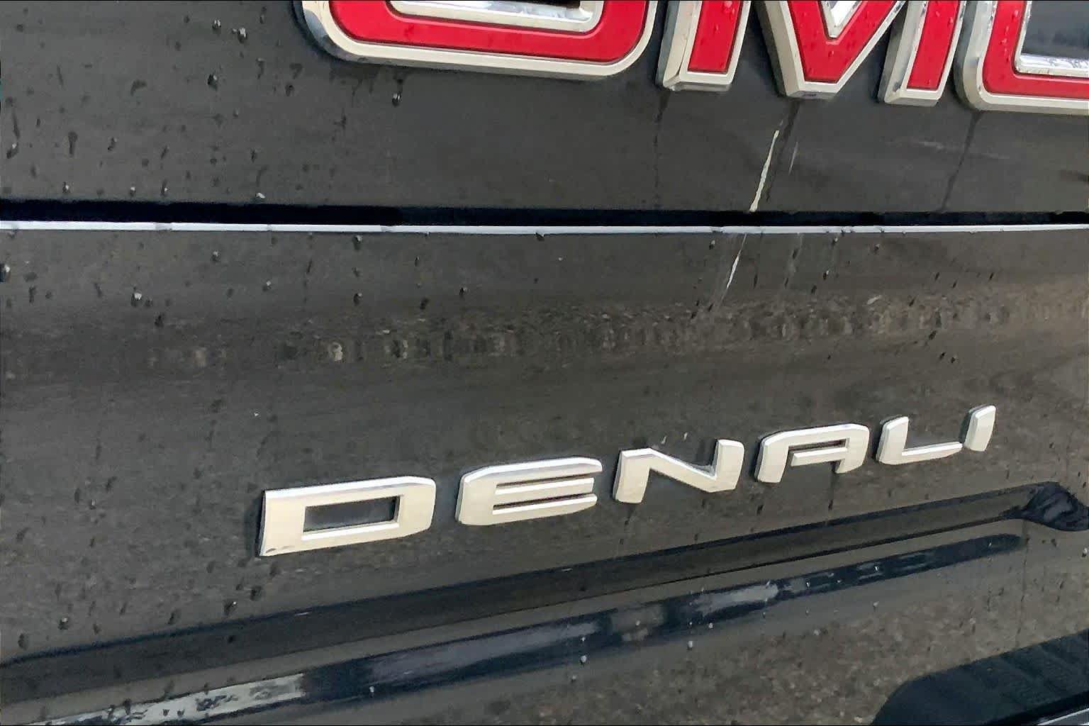 Used 2020 GMC Sierra 1500 Denali w/ Denali Ultimate Package AWD/4WD image 31