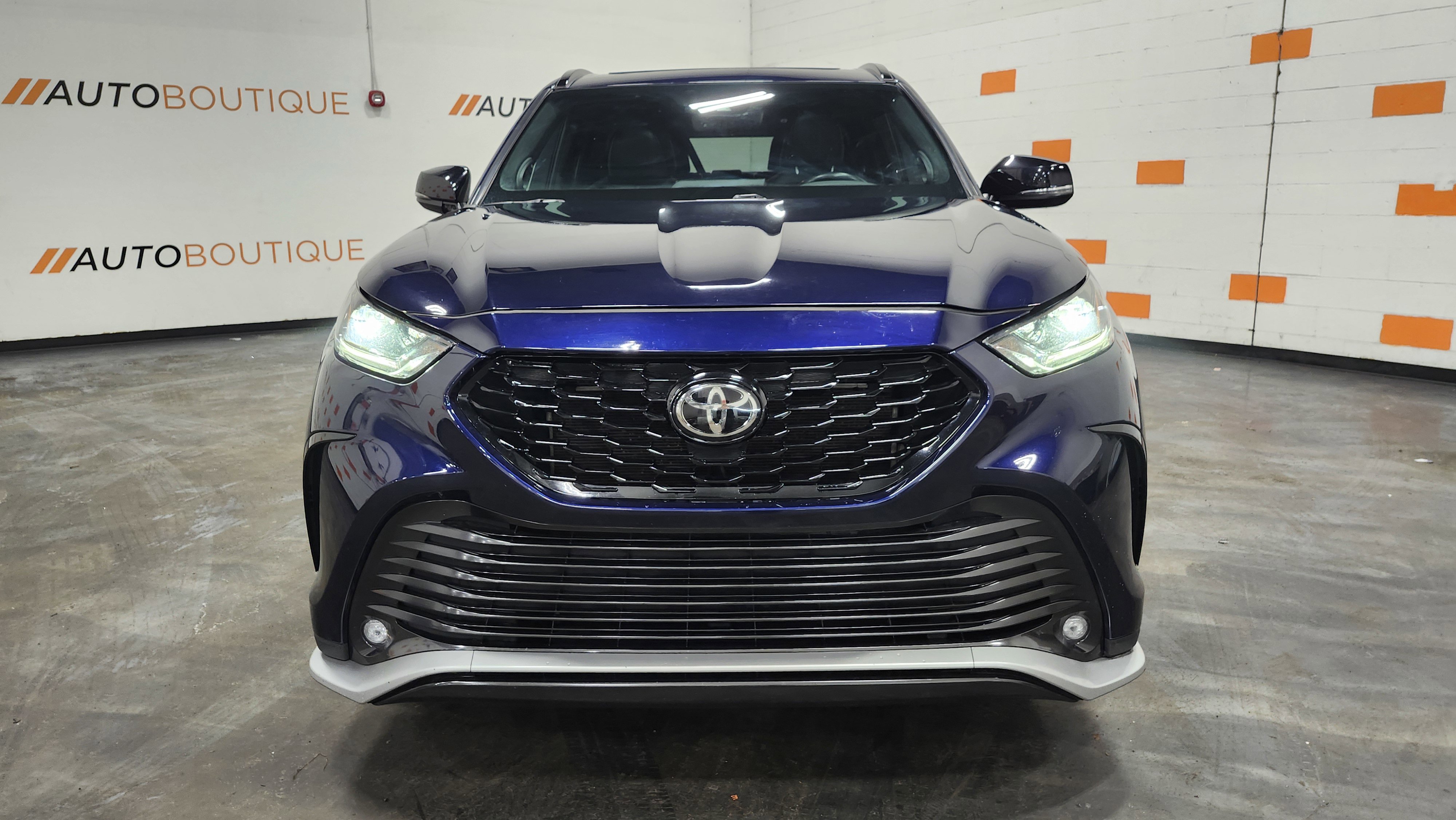 Used 2021 Toyota Highlander XSE image 13