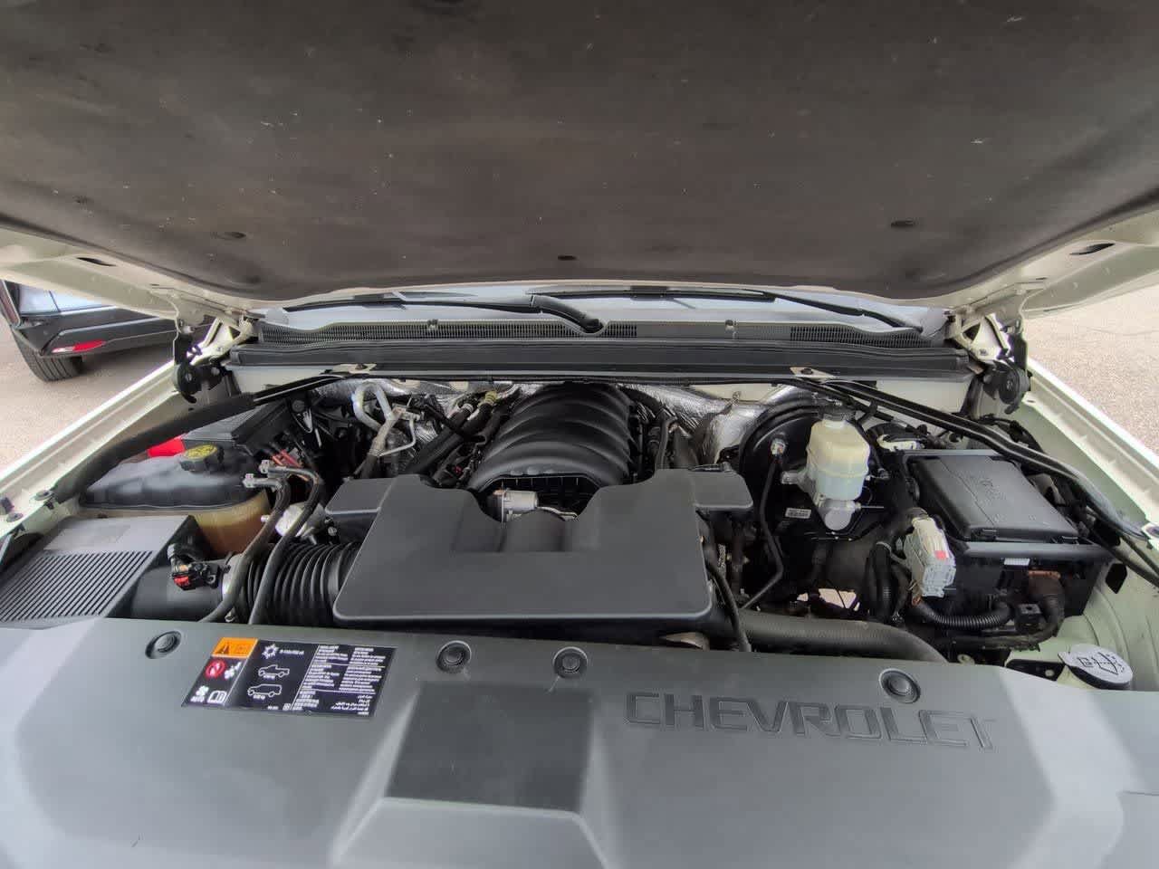 Used 2015 Chevrolet Suburban LTZ AWD/4WD image 14