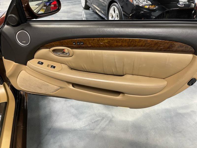 Used 2006 Lexus SC 430 Convertible image 38