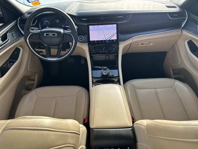 Used 2023 Jeep Grand Cherokee L Limited image 13